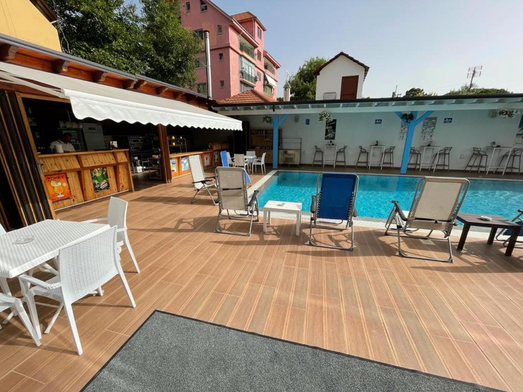 Brian Hotel Velipoje Bagian luar foto