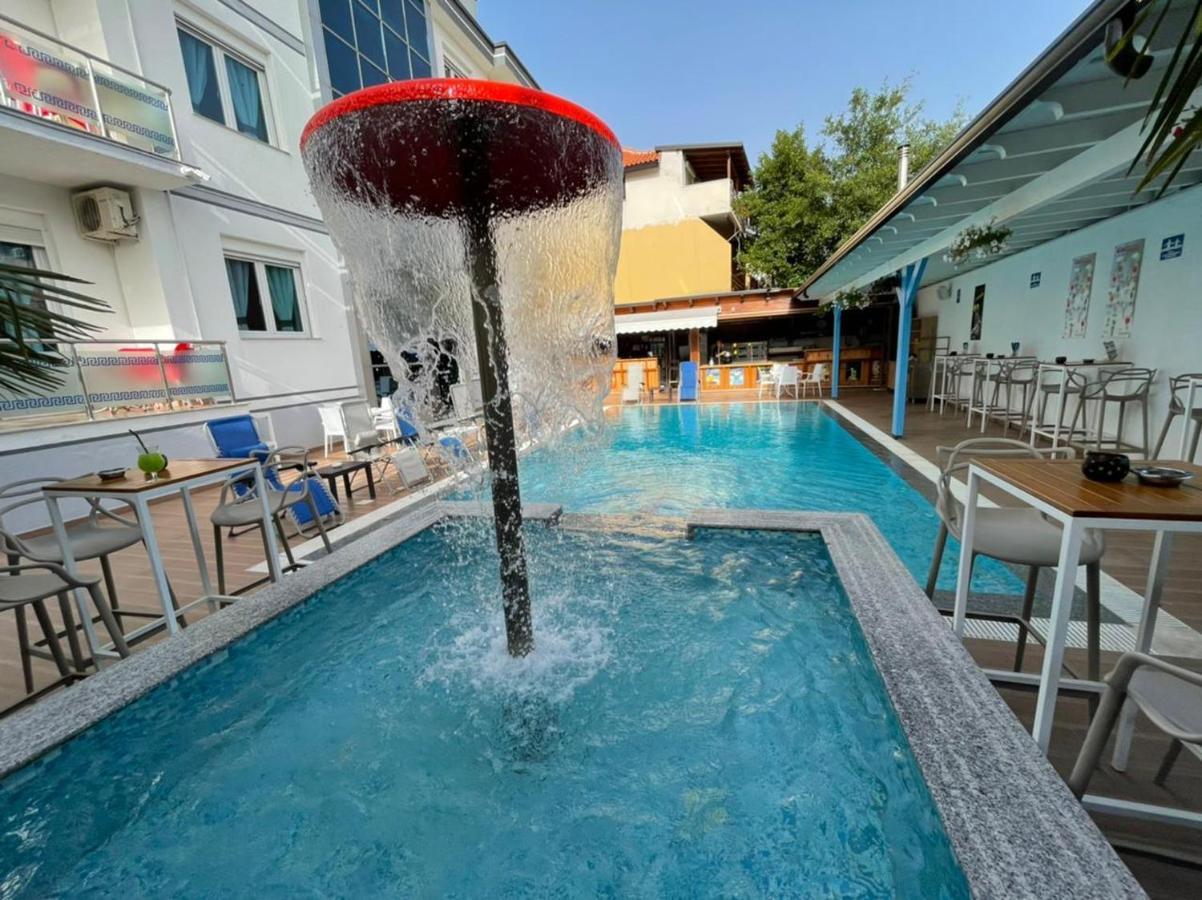 Brian Hotel Velipoje Bagian luar foto