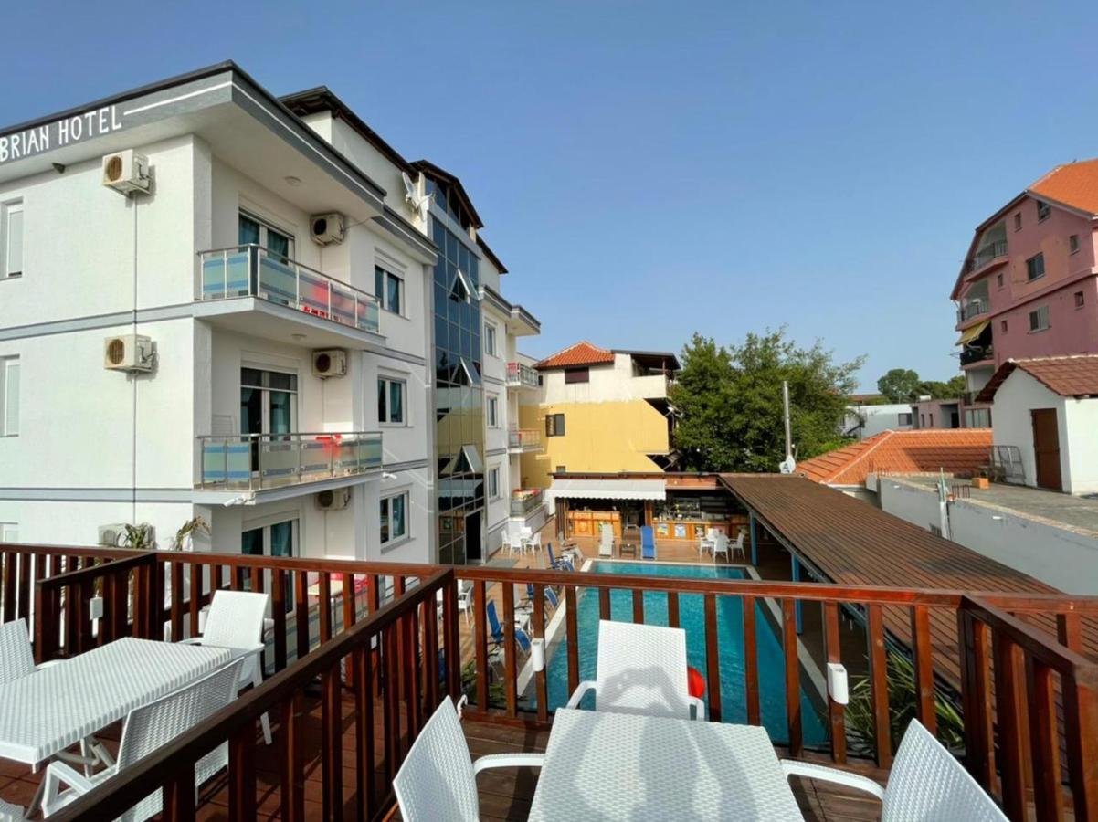 Brian Hotel Velipoje Bagian luar foto