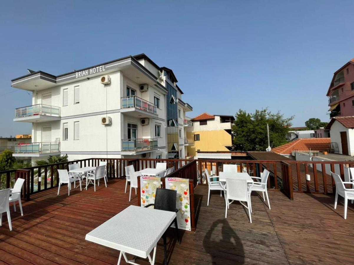 Brian Hotel Velipoje Bagian luar foto